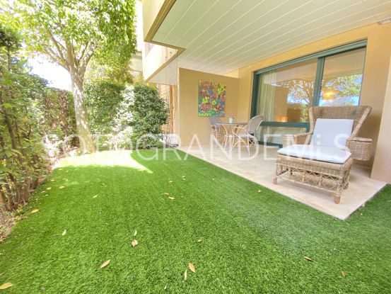 For sale 2 bedrooms apartment in Ribera del Marlin, Sotogrande Marina | Teseo Estate