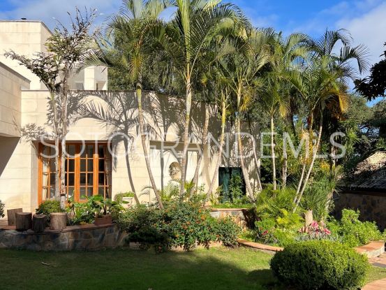For sale villa with 4 bedrooms in Zona A, Sotogrande | Teseo Estate