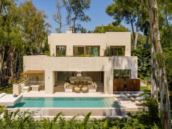 5 bedrooms villa in Los Monteros | Panorama