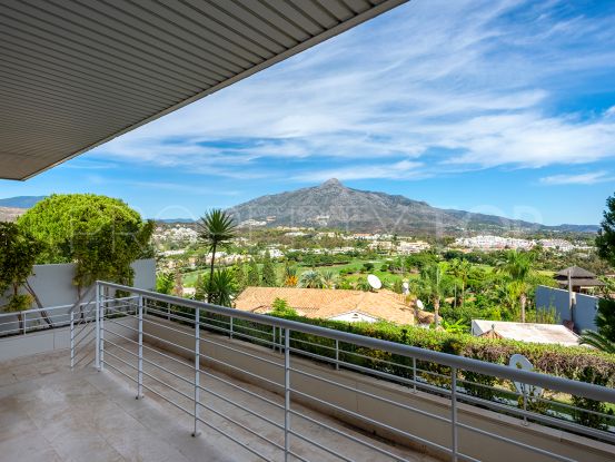 For sale 2 bedrooms ground floor apartment in La Corniche, Nueva Andalucia | Panorama