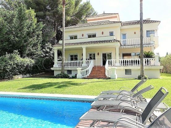 For sale villa in Marbella - Puerto Banus with 5 bedrooms | Absolute Prestige