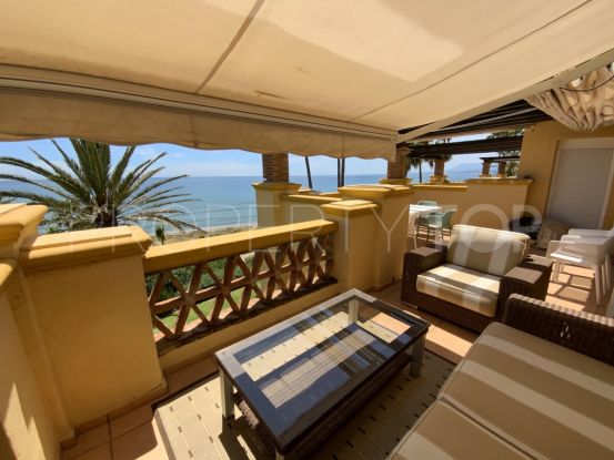 Apartamento de 3 dormitorios en venta en Rio Real, Marbella Este | Absolute Prestige