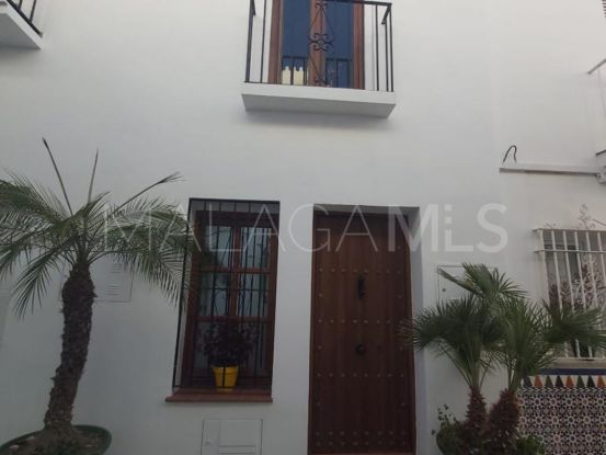 2 bedrooms Estepona house for sale | Inmobiliaria Alvarez