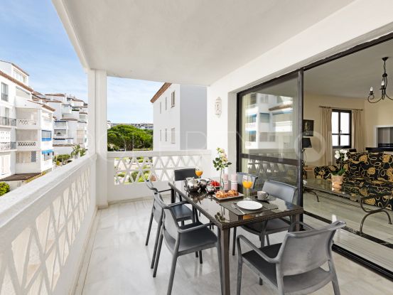 Playas del Duque, Marbella - Puerto Banus, apartamento con 2 dormitorios a la venta | Banus Property