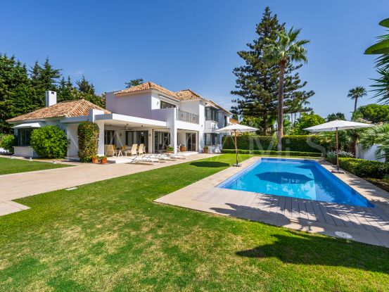 Villa for sale in Paraiso Barronal, Estepona | Drumelia Real Estates