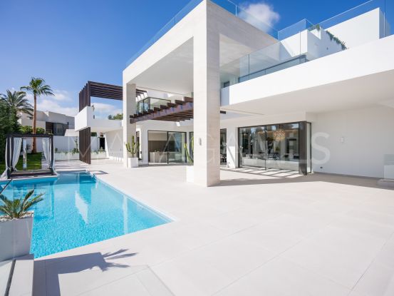 Villa de 6 dormitorios en venta en Los Flamingos, Benahavis | Drumelia Real Estates