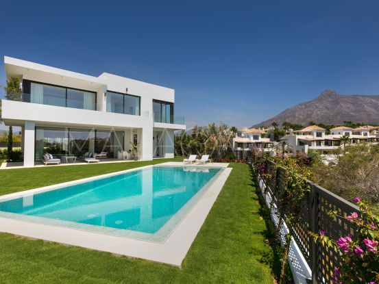 Villa en venta en Las Lomas del Marbella Club | Drumelia Real Estates
