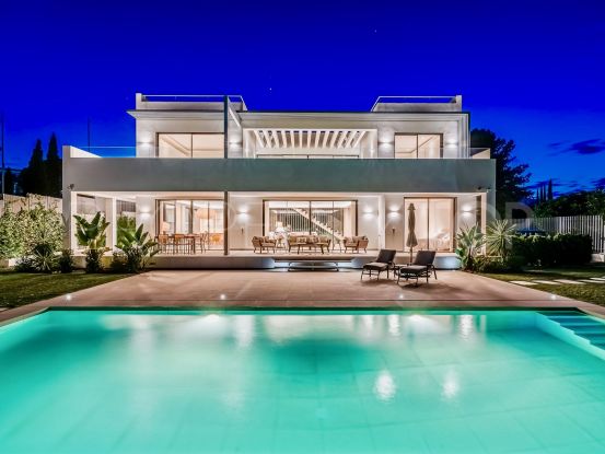 Se vende villa en Las Lomas del Marbella Club con 6 dormitorios | Drumelia Real Estates