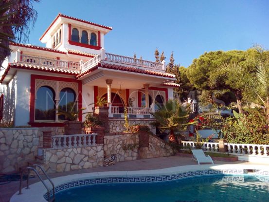 Torrenueva 8 bedrooms villa for sale | Bromley Estates
