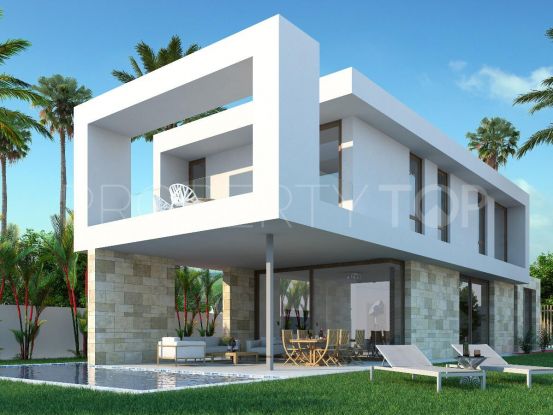 Buy villa with 4 bedrooms in San Roque | Bromley Estates