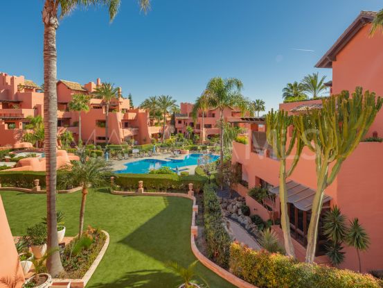 For sale 2 bedrooms apartment in New Golden Mile, Estepona | Bromley Estates