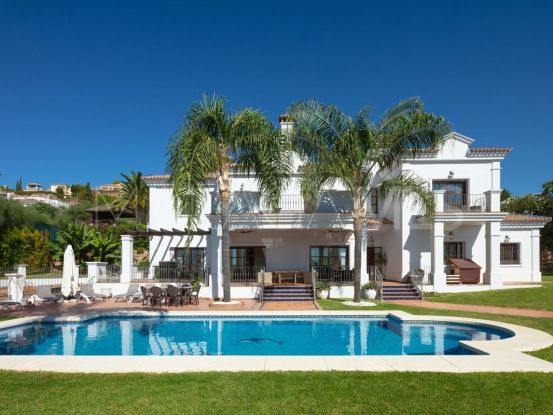 For sale villa with 4 bedrooms in Paraiso Alto, Benahavis | Solvilla