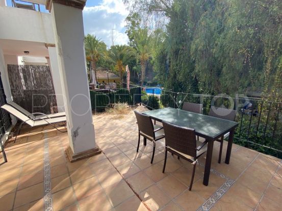 Beautiful apartment in a gated community in a very high demand location in Nueva Andalucia