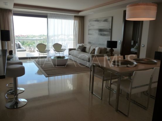 Comprar apartamento con 2 dormitorios en Los Arrayanes Golf, Benahavis | Lainer
