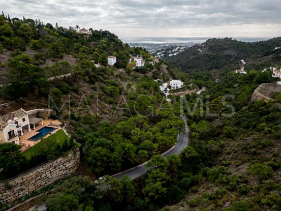 Comprar parcela en El Madroñal, Benahavis | House & Country Real Estate