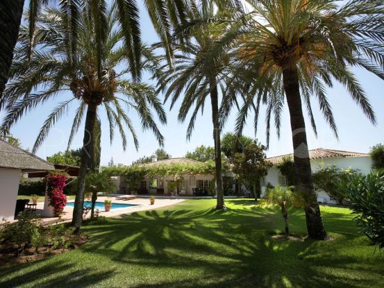 Buy Guadalmina Baja villa | House & Country Real Estate