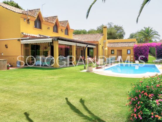 Se vende villa en Zona D de 6 dormitorios | BM Property Consultants