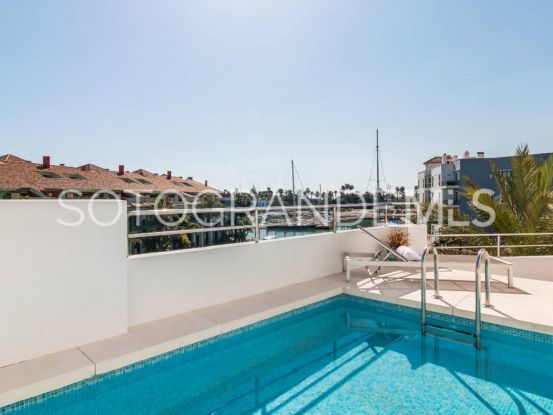 For sale apartment with 4 bedrooms in Sotogrande Costa | BM Property Consultants