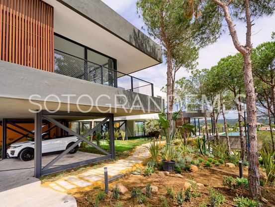 Villa en venta en Zona G de 5 dormitorios | BM Property Consultants
