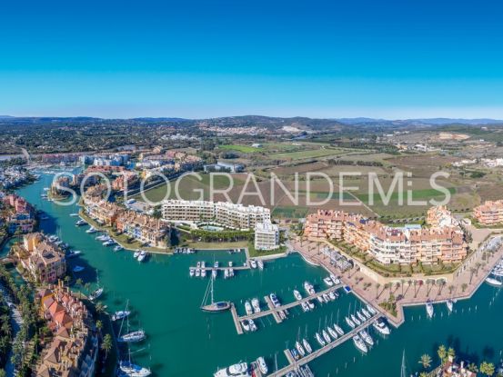 For sale apartment with 4 bedrooms in Pier, Sotogrande Marina | BM Property Consultants