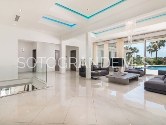 For sale villa with 5 bedrooms in Sotogrande Alto | BM Property Consultants