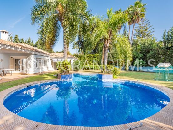 Villa for sale in Zona A with 4 bedrooms | BM Property Consultants
