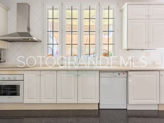 Villa en venta de 5 dormitorios en Zona C, Sotogrande Alto | BM Property Consultants