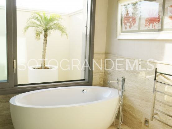 Villa in Zona G with 6 bedrooms | BM Property Consultants
