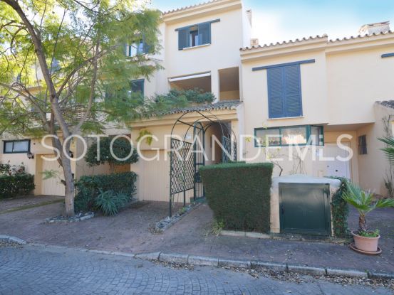 Buy apartment with 3 bedrooms in El Encinar, Sotogrande | BM Property Consultants