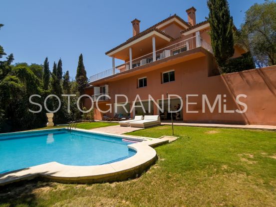 Comprar villa de 5 dormitorios en Zona B, Sotogrande Costa | BM Property Consultants