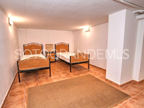 Comprar villa de 5 dormitorios en Zona B, Sotogrande Costa | BM Property Consultants