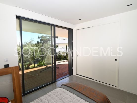 Comprar apartamento planta baja de 3 dormitorios en La Reserva | BM Property Consultants