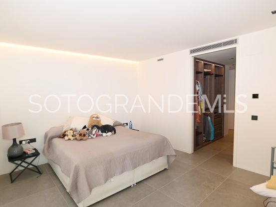 Comprar apartamento planta baja de 3 dormitorios en La Reserva | BM Property Consultants