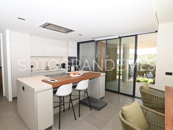 Comprar apartamento planta baja de 3 dormitorios en La Reserva | BM Property Consultants