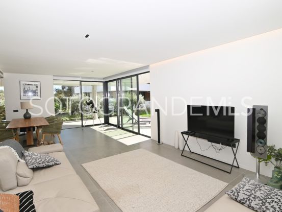 Comprar apartamento planta baja de 3 dormitorios en La Reserva | BM Property Consultants