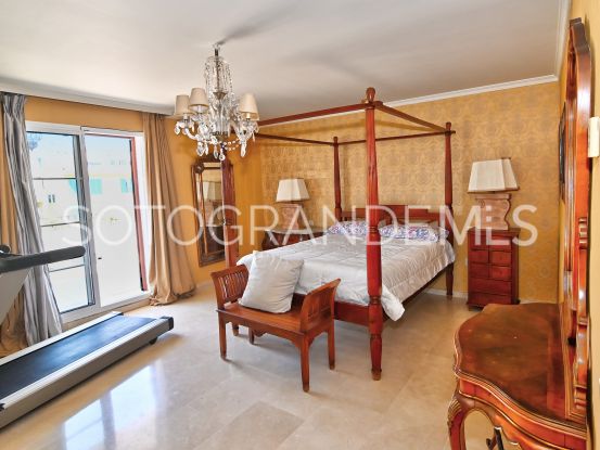 Isla Carey, Ático a la venta de 5 dormitorios | BM Property Consultants