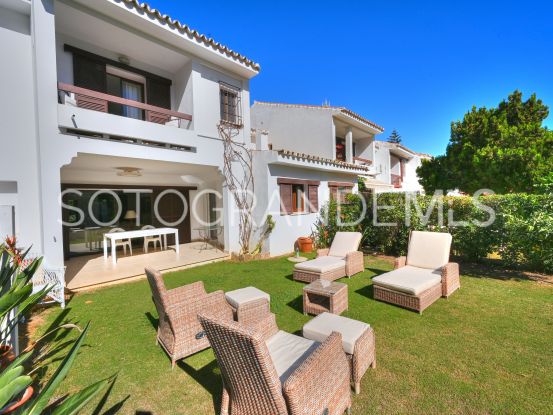 La Loma, Sotogrande Costa, adosado de 5 dormitorios a la venta | BM Property Consultants