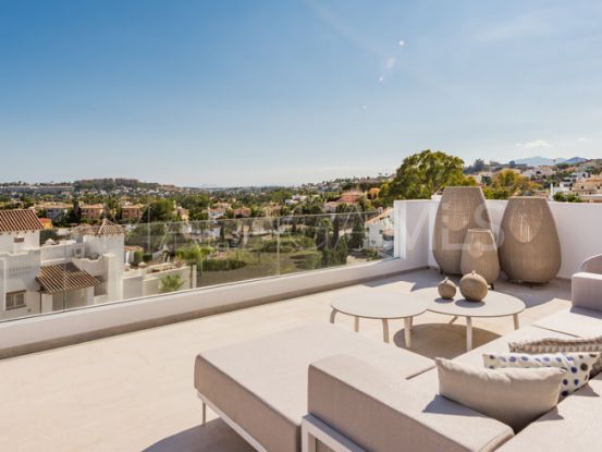 For sale duplex penthouse in Nueva Andalucia with 4 bedrooms | Luxury Villa Sales