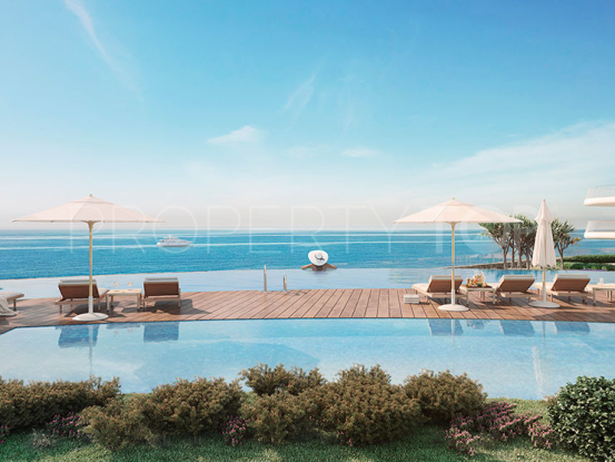 For sale apartment in Estepona Playa with 3 bedrooms | Luxury Villa Sales