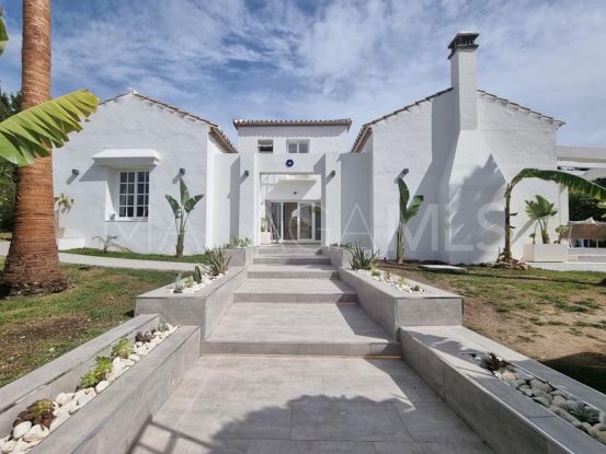 El Paraiso, Estepona, villa de 3 dormitorios | Luxury Villa Sales