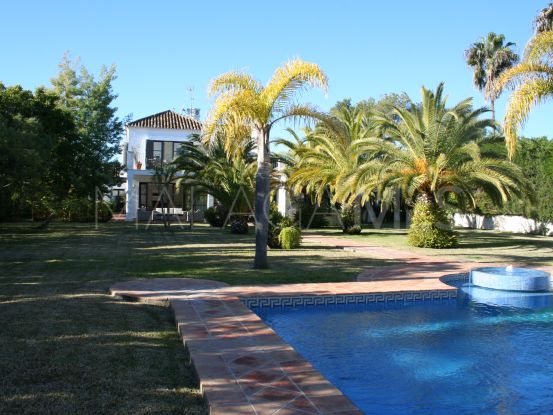 For sale Guadalmina Baja 5 bedrooms villa | Arias-Camisón Properties