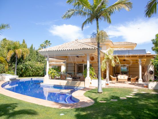 Villa en venta con 5 dormitorios en Casasola, Estepona | Arias-Camisón Properties