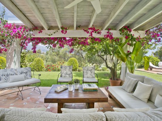 Villa for sale in Fuente del Espanto with 4 bedrooms | Arias-Camisón Properties