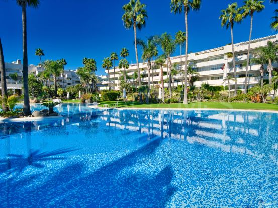 Apartamento en venta de 3 dormitorios en Los Granados, Marbella - Puerto Banus | SMF Real Estate