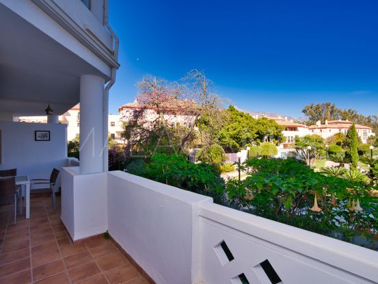 Playa Rocio, Marbella - Puerto Banus, apartamento planta baja con 2 dormitorios en venta | SMF Real Estate