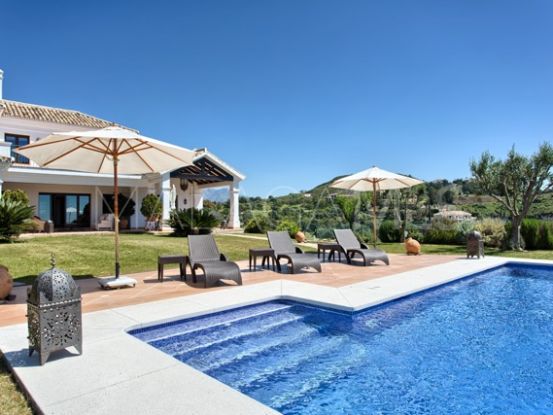 Se vende villa en Marbella Club Golf Resort con 5 dormitorios | SMF Real Estate