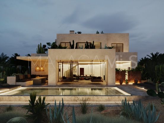 Villa for sale in Los Monteros Playa | SMF Real Estate