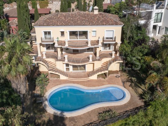 Villa con 6 dormitorios a la venta en El Herrojo, Benahavis | SMF Real Estate