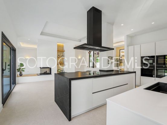 5 bedrooms villa in Sotogrande Costa for sale | Consuelo Silva Real Estate