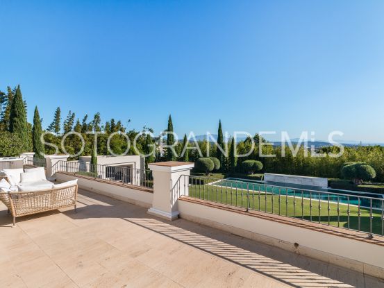 For sale villa with 6 bedrooms in Sotogrande Alto | Consuelo Silva Real Estate